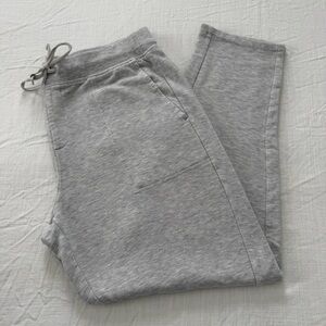 Lou & Grey Heather Grey / Gray Jogger Sweatpants